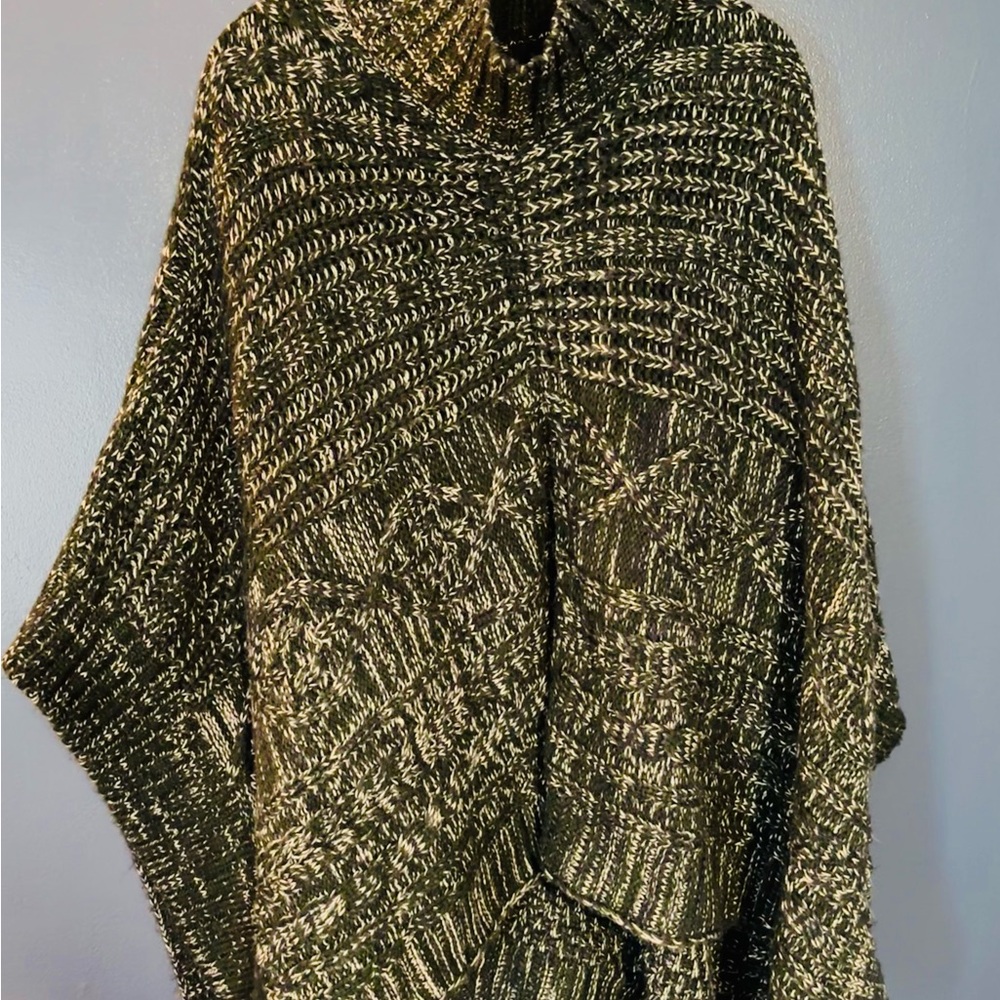 Women's Green Knit Poncho